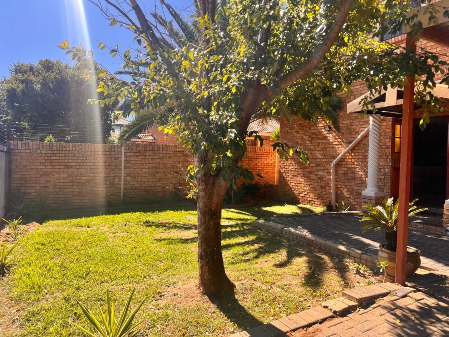 To Let 3 Bedroom Property for Rent in Langenhovenpark Free State